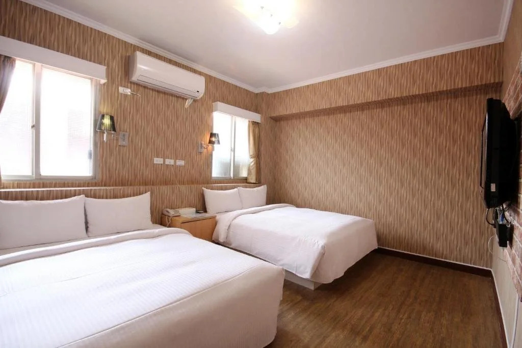 Sky 1 Hotel