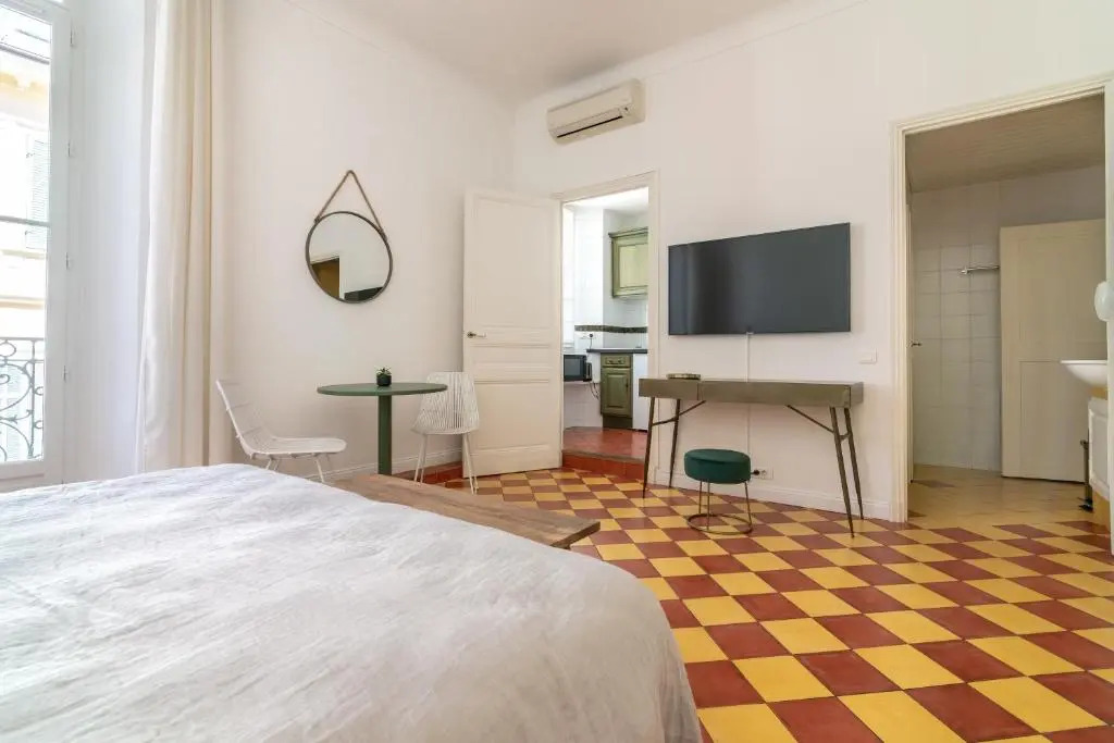 La Guitare 24 - Nice Studio in Center of Cannes, Just Behind Grand Hotel