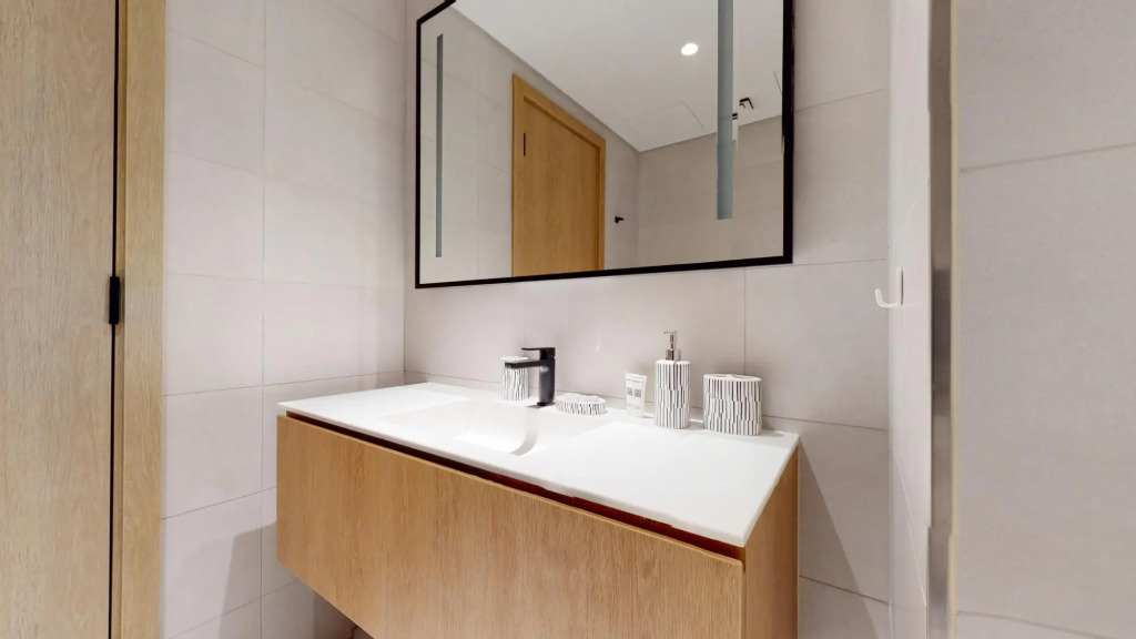 Business Bay - Marquise Square Tower 2214