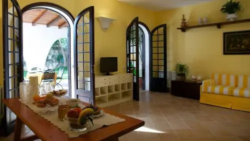 La Pomelia Casa Vacanze