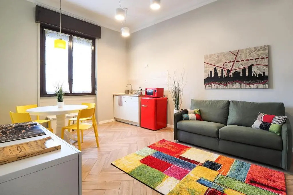 Ferrante Aporti Flats
