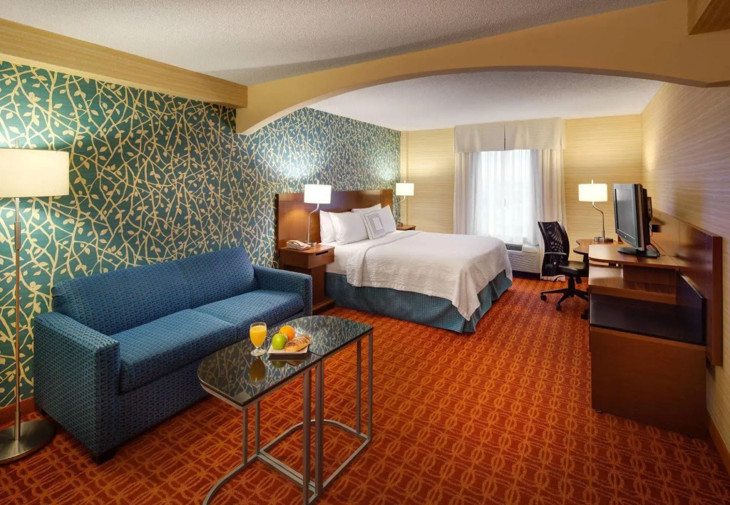 Fairfield Inn & Suites by Marriott Toronto Airport