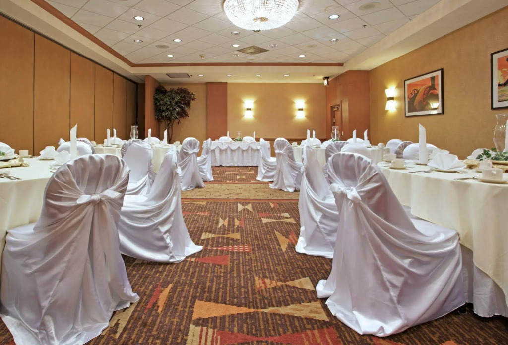 Holiday Inn Houston Intercontinental Airport by IHG