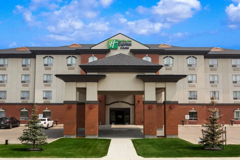 Holiday Inn Express & Suites Whitecourt by IHG