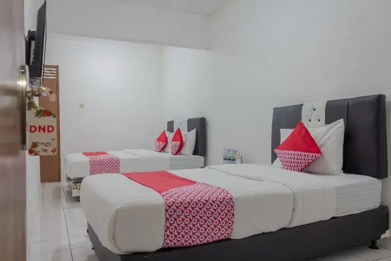 Elpeka Dua Residence By OYO Rooms
