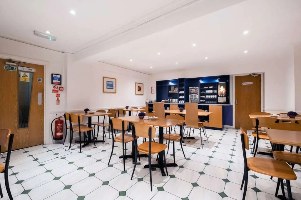 Kings Cross Inn Hotel