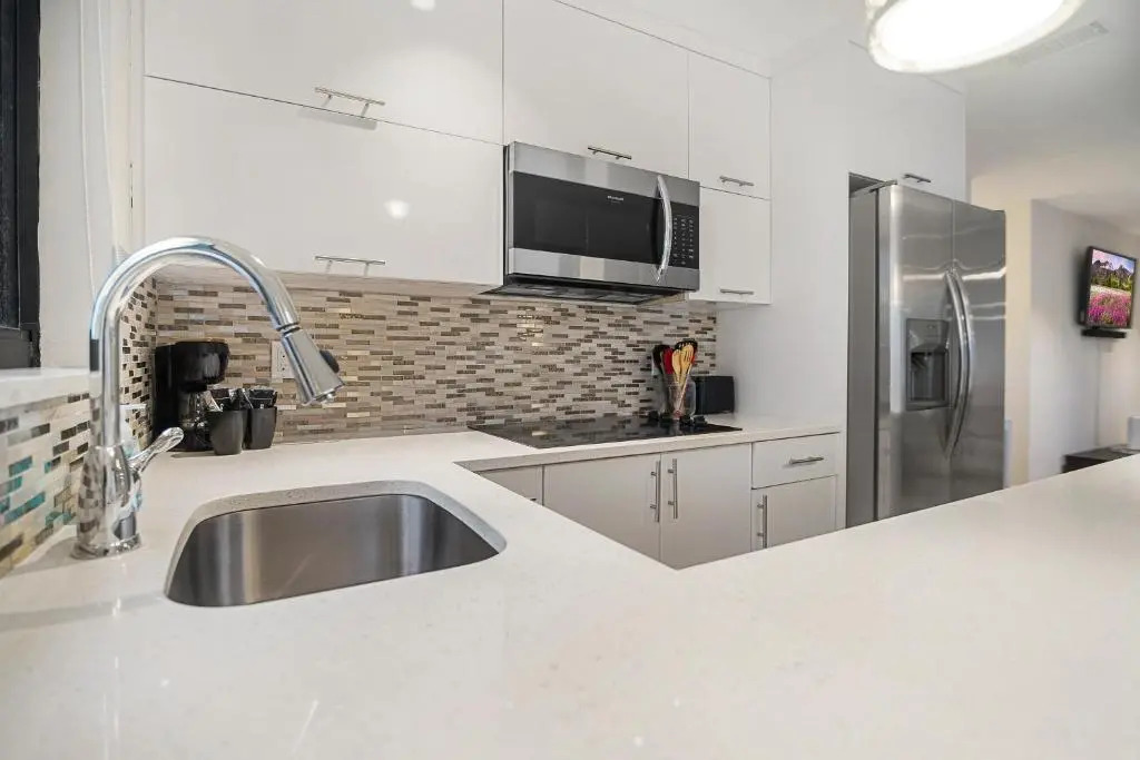 Alani Bay Deluxe Condos Fort Lauderdale