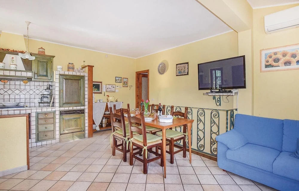 Pet Friendly Home In Camaiore -Lu