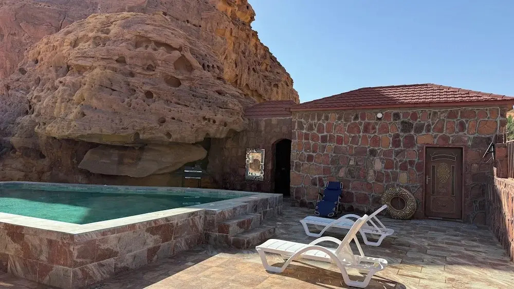 Red Mountains Farm