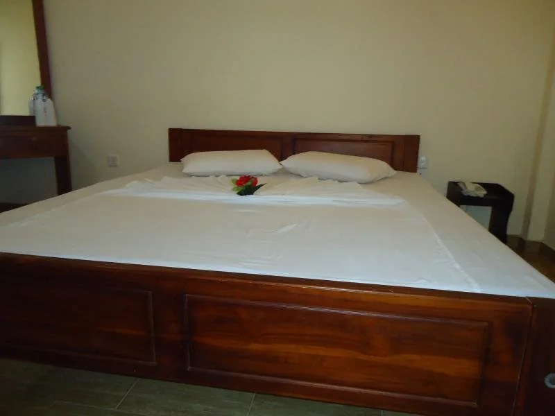Chilaw City Hotel