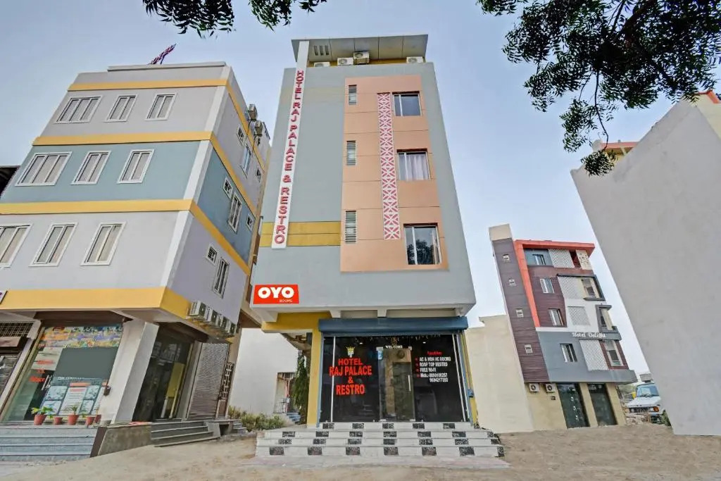 Oyo 89771 Hotel Raj Palace