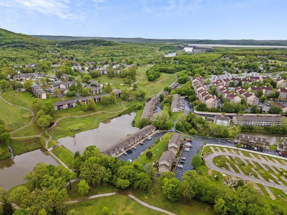 Kim's Dream Retreat - In the Heart of the Ozarks
