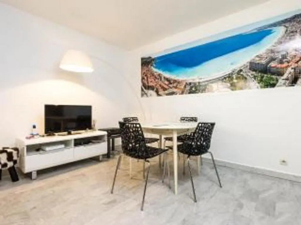 Appartement 3 pièces tout confort au centre de Nice