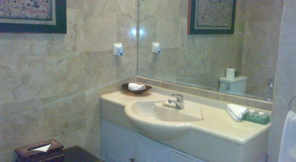 Bali Court Hotel & Apartment