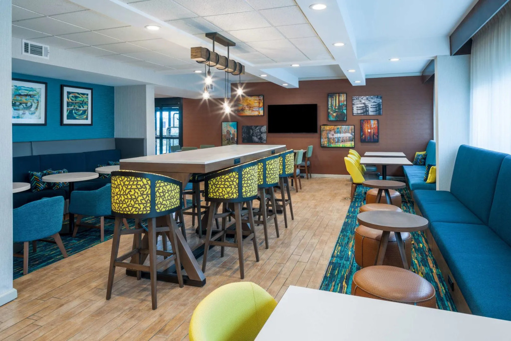 Spark by Hilton Bardstown