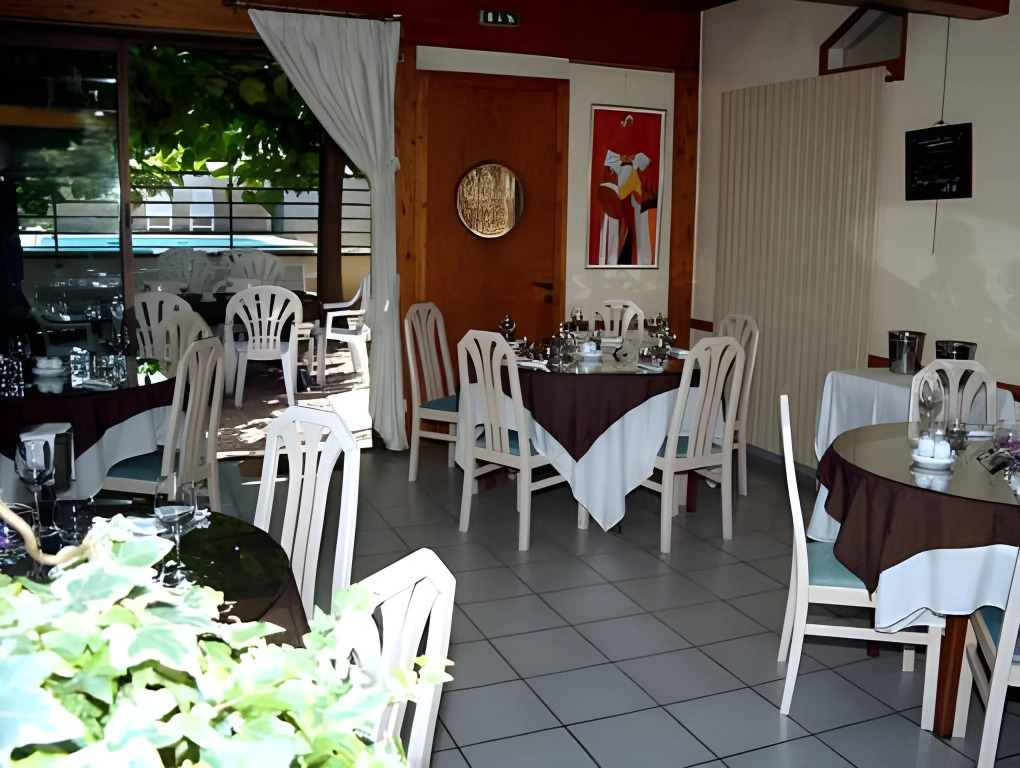 Logis LAuberge Bourbonnaise - Vichy sud