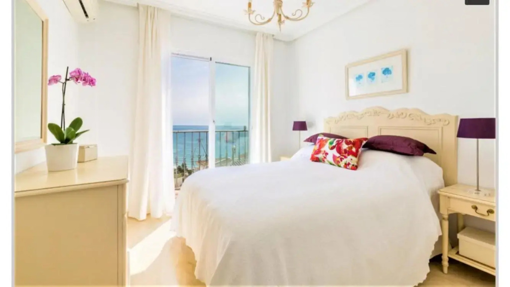 villa vistas al mar