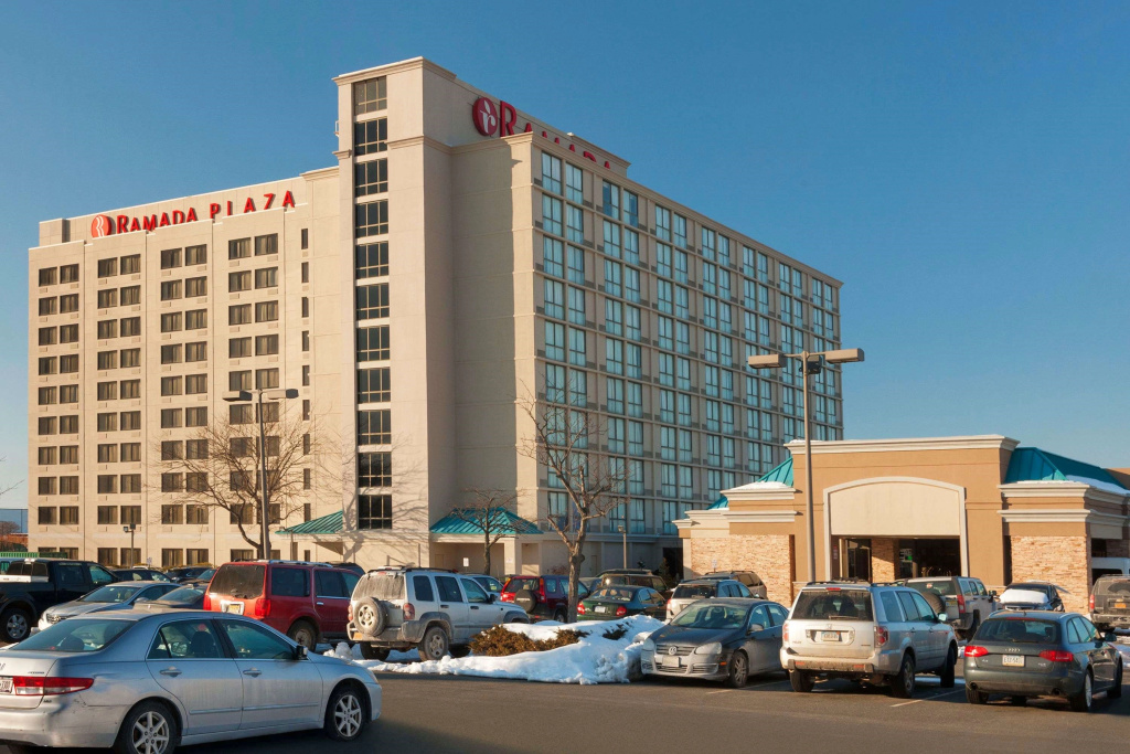 Holiday Inn Newark International Airport
