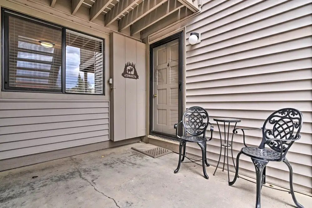 Luxe Fraser Condo: Community Pool and Hot Tub Open