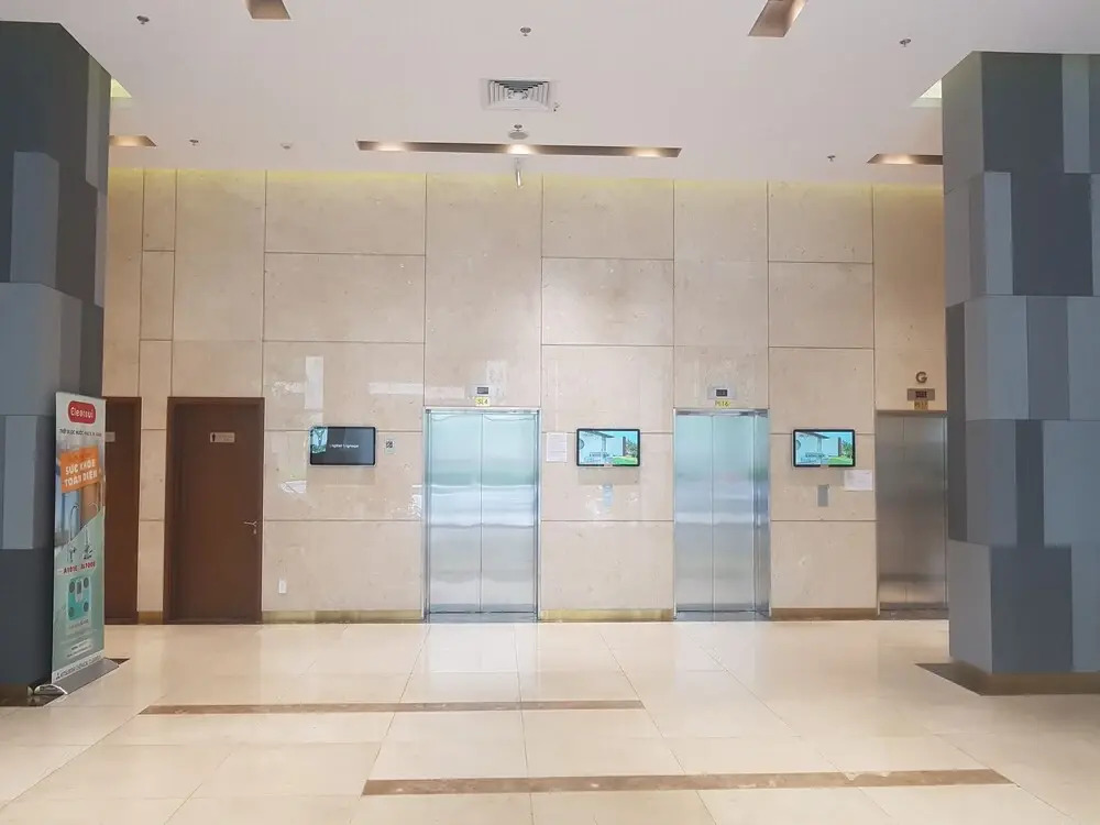 Mino Lee Apartment