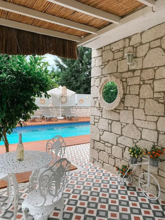 Ella Alaçatı Otel