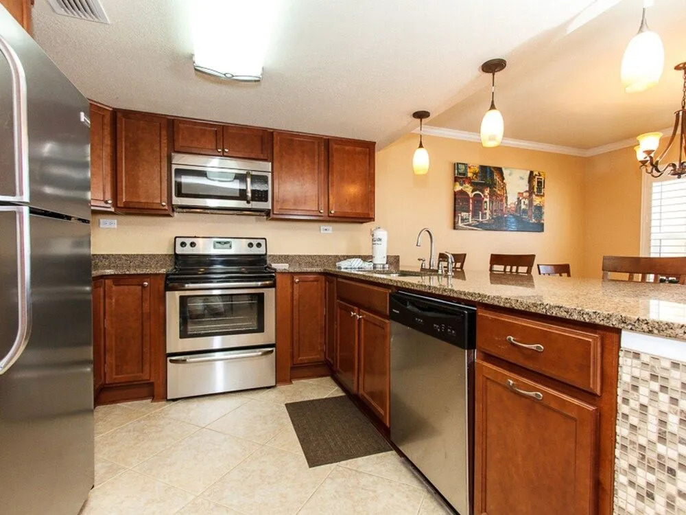 Islander by Brooks and Shorey Resorts