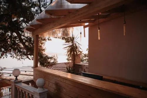 Hotel Zhironi