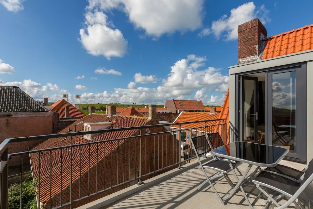 Welcome in - Aparthotel Zoutelande, studios en app voor 2-6 pers - 50m van het strand in hartje centrum