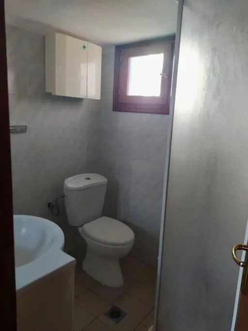 Villa Litsa! Quiet place, beautiful garden, near beach!