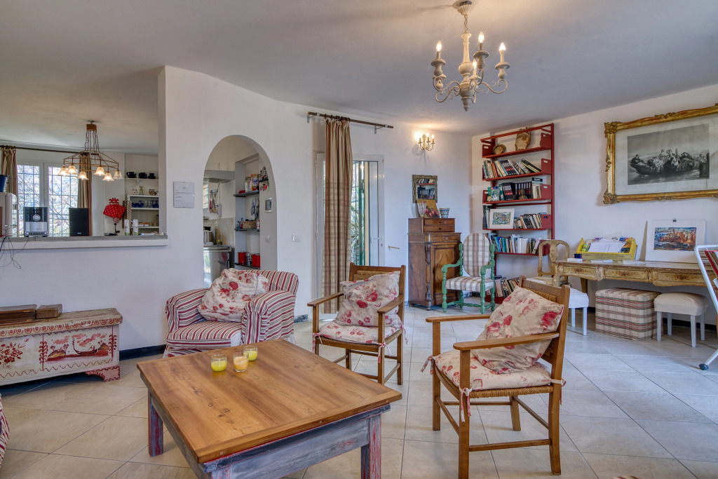 Ca Dartista For Nature Lovers with Terrace Garden - Happy Rentals