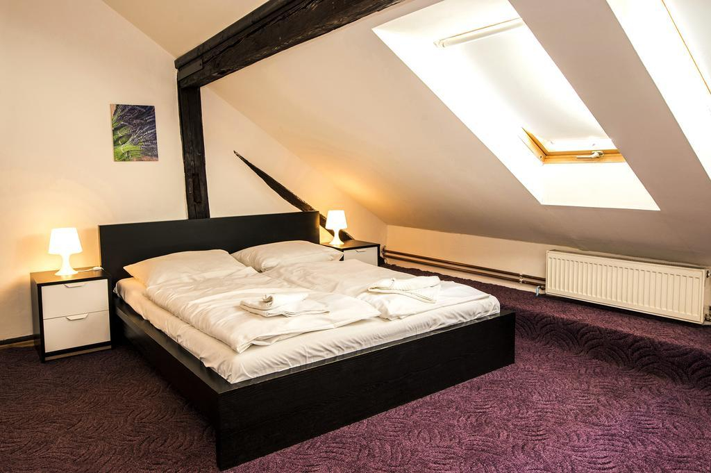Grand Central Apartment