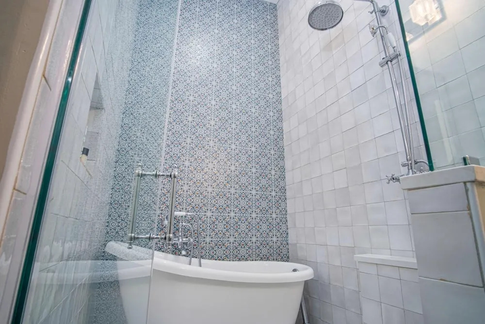 Exquisite Studio Guesthouse Near Downtown s Core