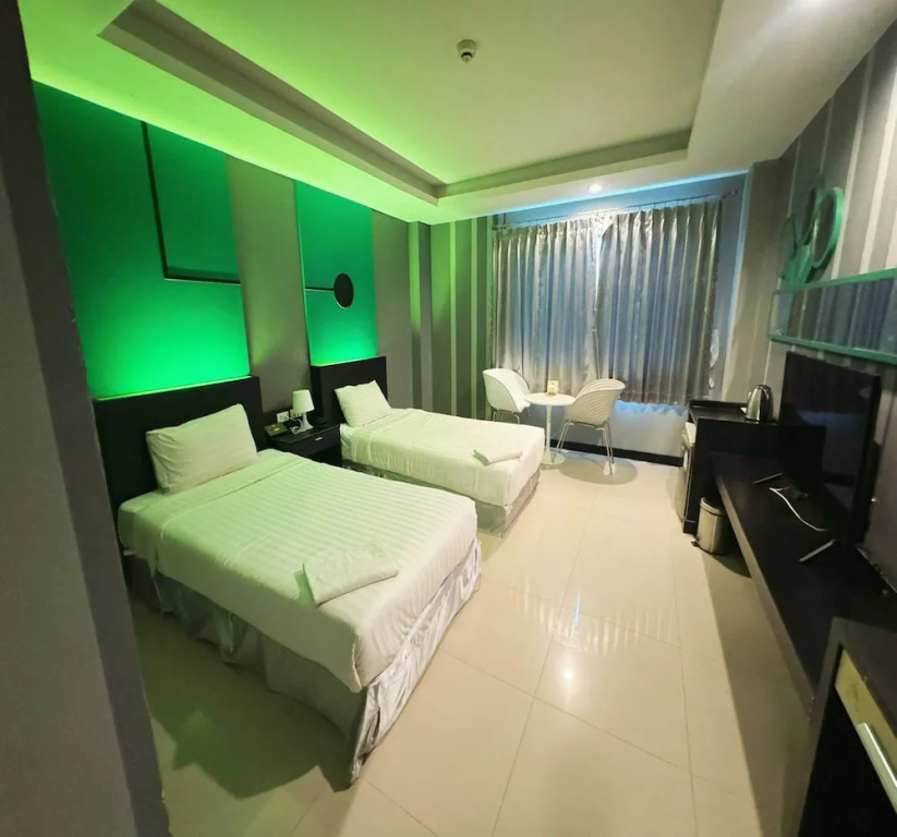 Capital O 75514 Vasidtee City Hotel