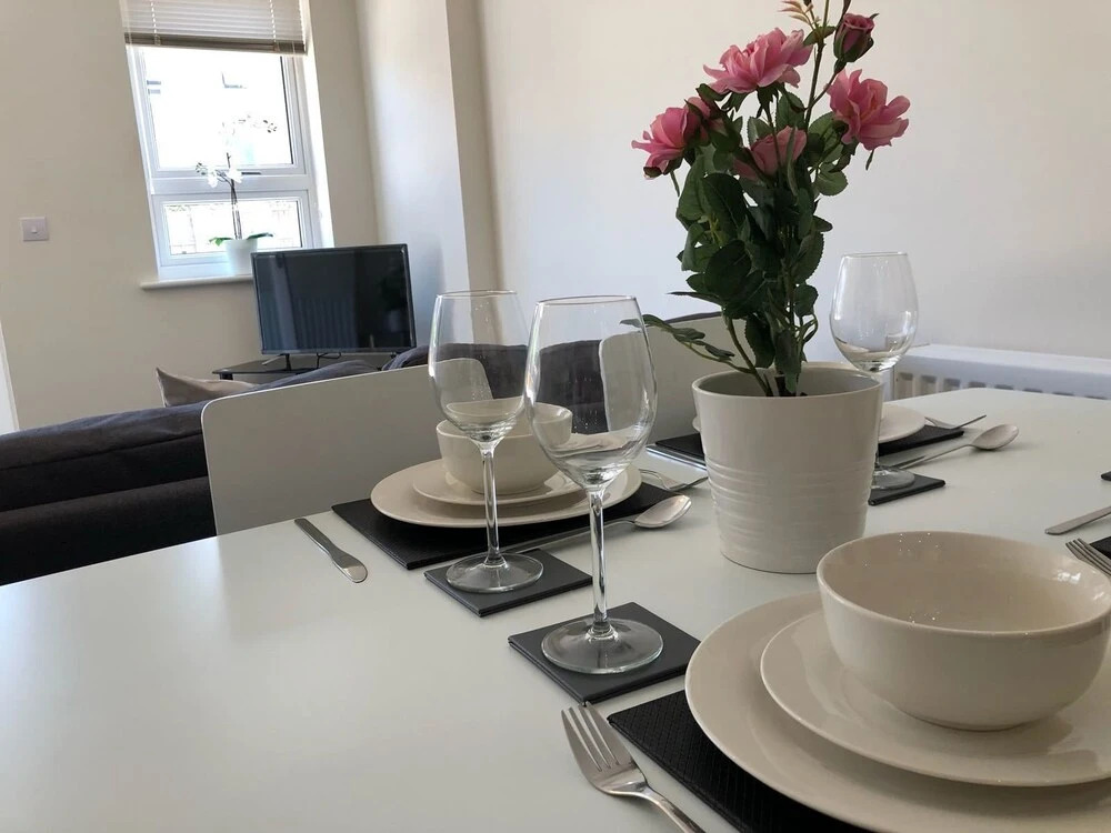 Queens Court Apartment