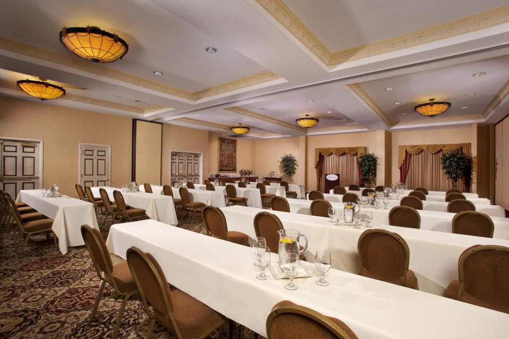 Ayres Hotel Manhattan Beach