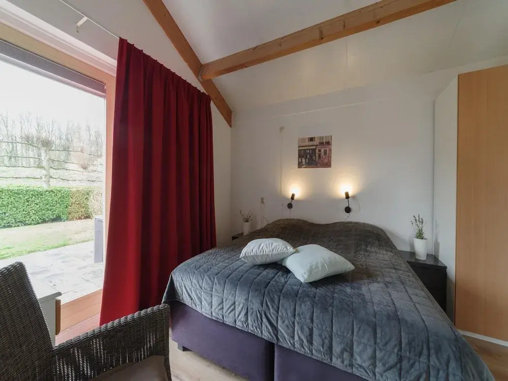 Oyster Coast: Sauna and Family Charm