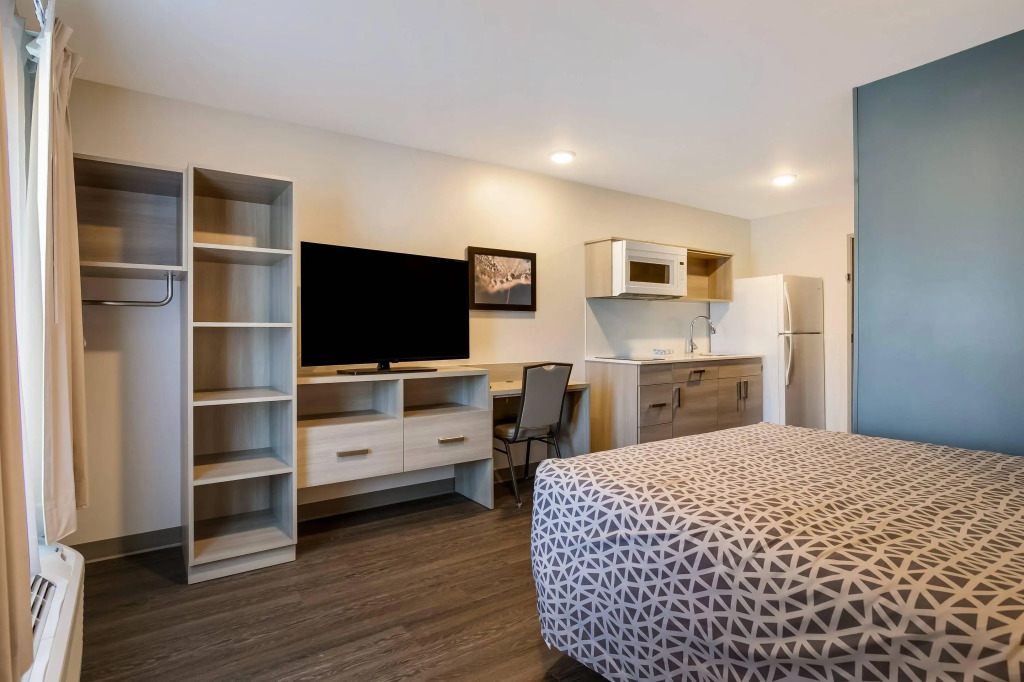 WoodSpring Suites Knoxville West