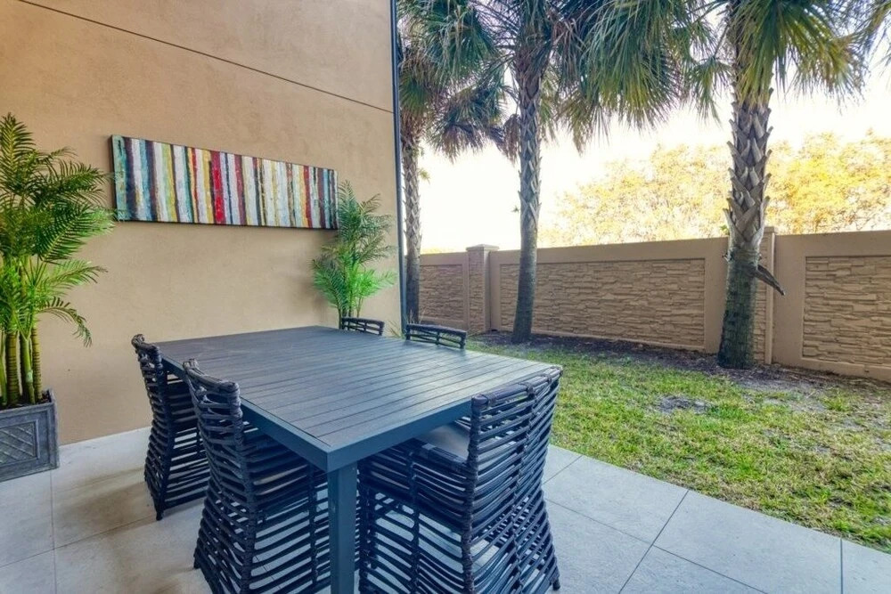 3 Bed Townhome With 3 Floors Near Disney 3 Bedroom Townhouse by Redawning