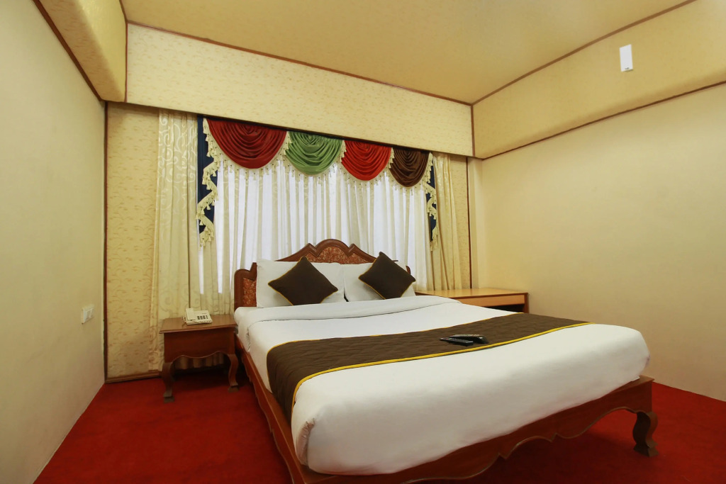 OYO 4427 Hotel Gaylord
