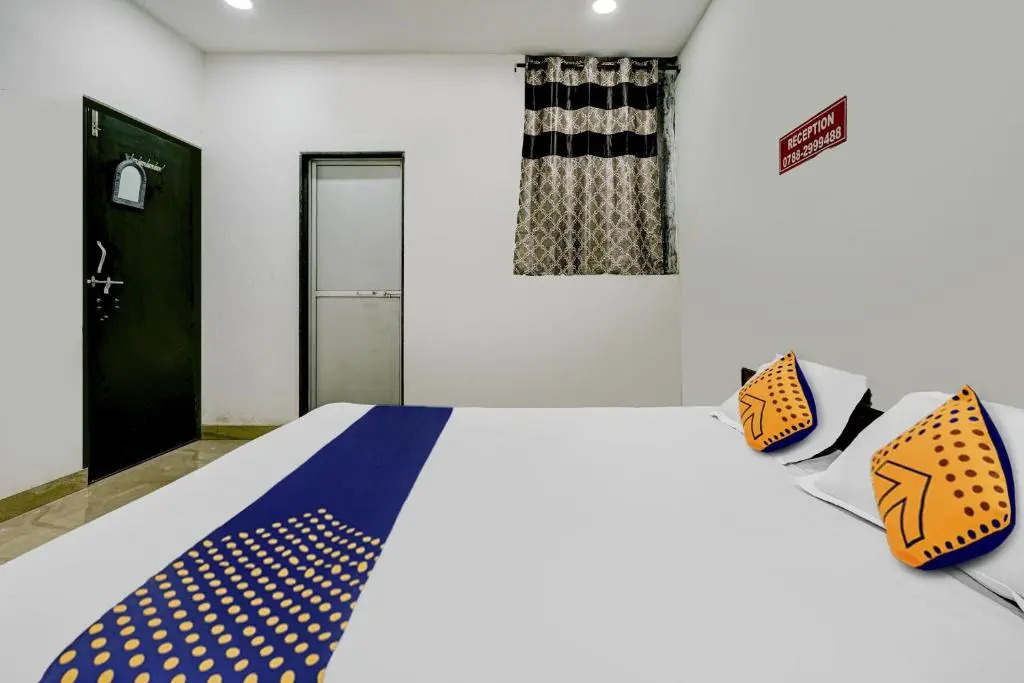 Spot On Hotel Prachi