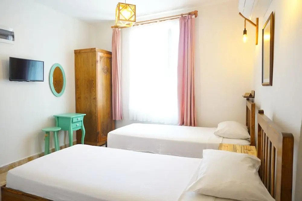 Ayışığı Hotel