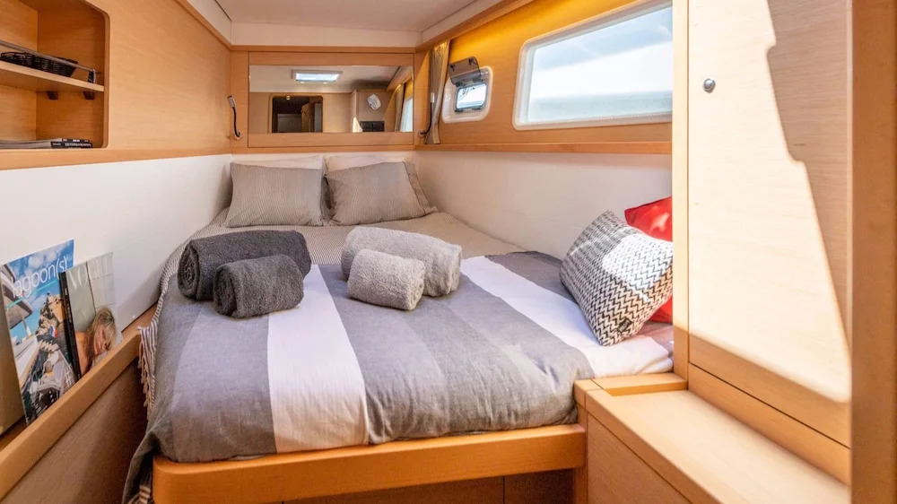 Lufinha Yacht Charter