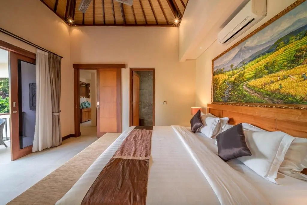 Villa Seacluded 1 - 3BR Villa in Central Seminyak - Large Pool