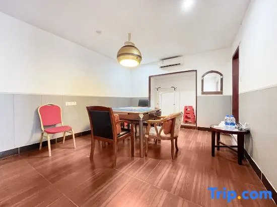 Haojin Business Hotel (Dongguan Chang'an)
