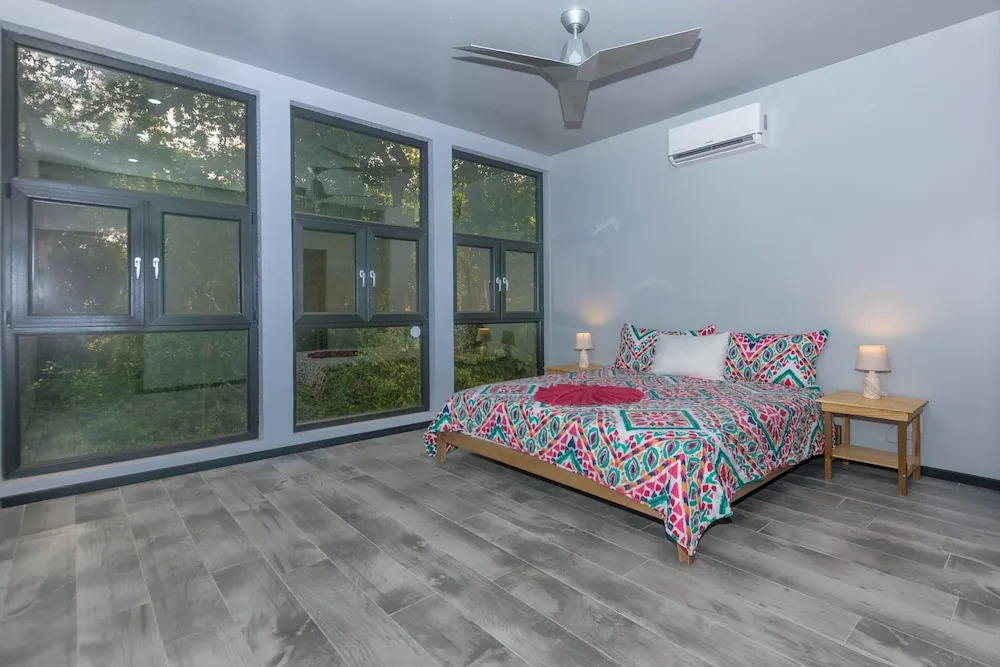 Brisa De Verano 2 Bedroom Home by RedAwning