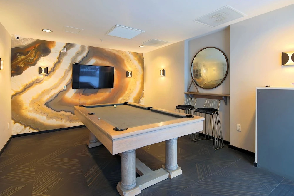 Sixth Ave Condos by Barsala