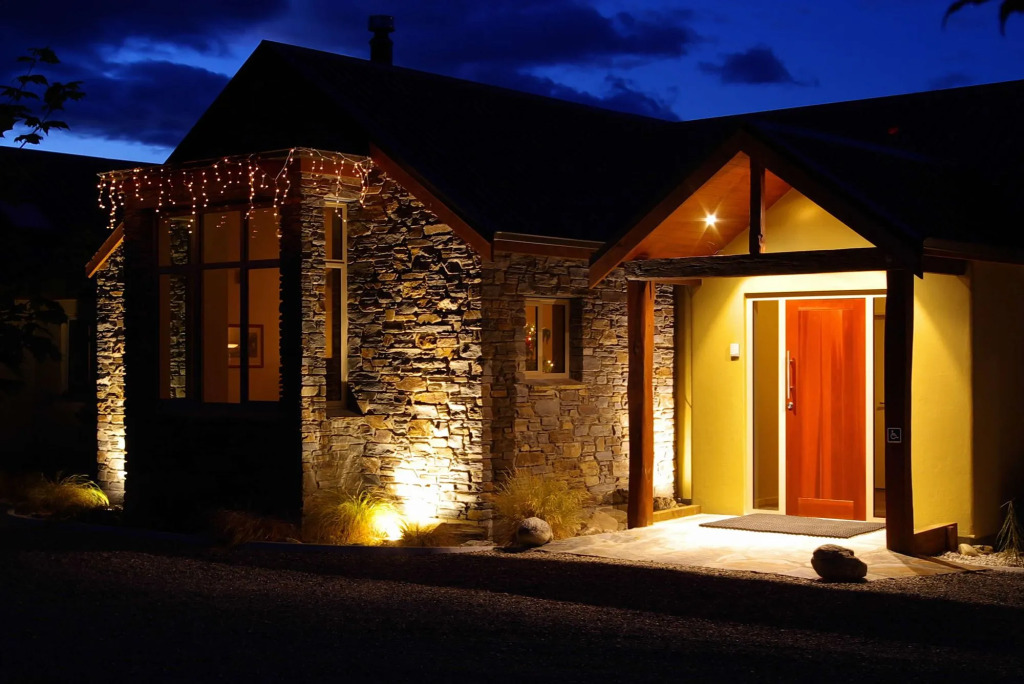 Maple Lodge