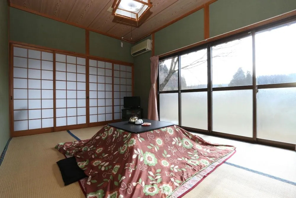 Minshuku Shiroyama