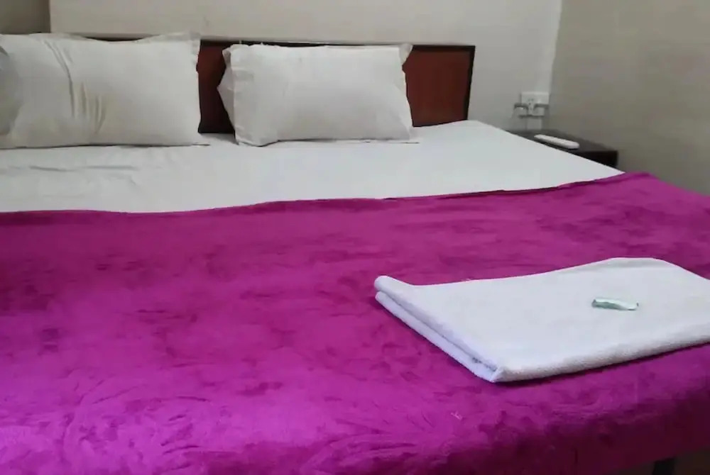 Raja Guest House