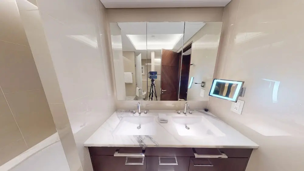 Stunning 2 Bed Address Sky View Best Layout
